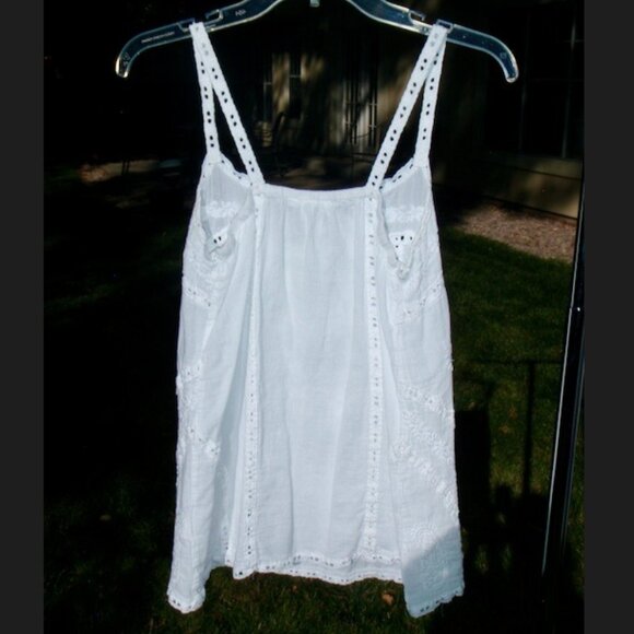 Embroidered Spaghetti strap Top - Picture 2 of 3